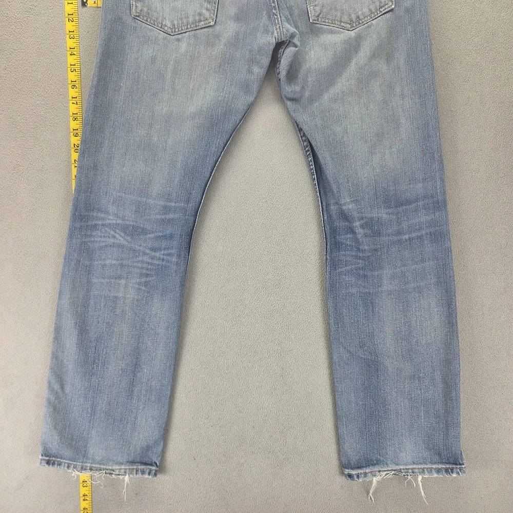Levis 11899 important